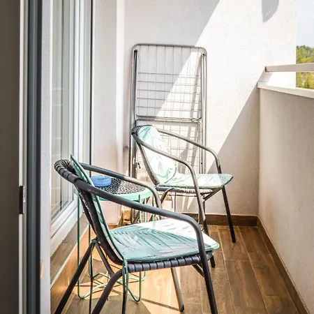 Ivice Apartment *